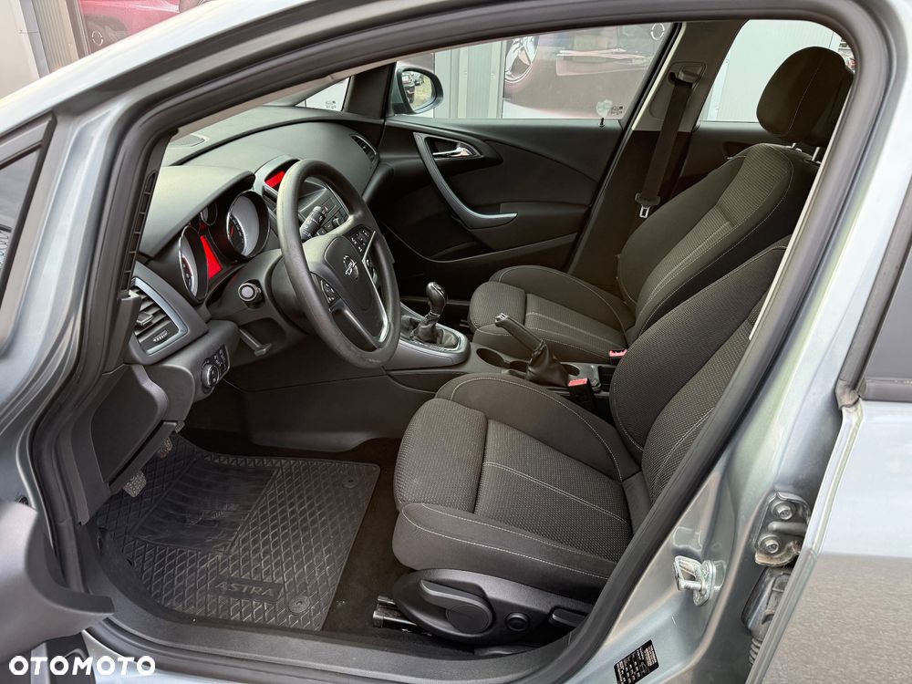 Opel Astra - 13