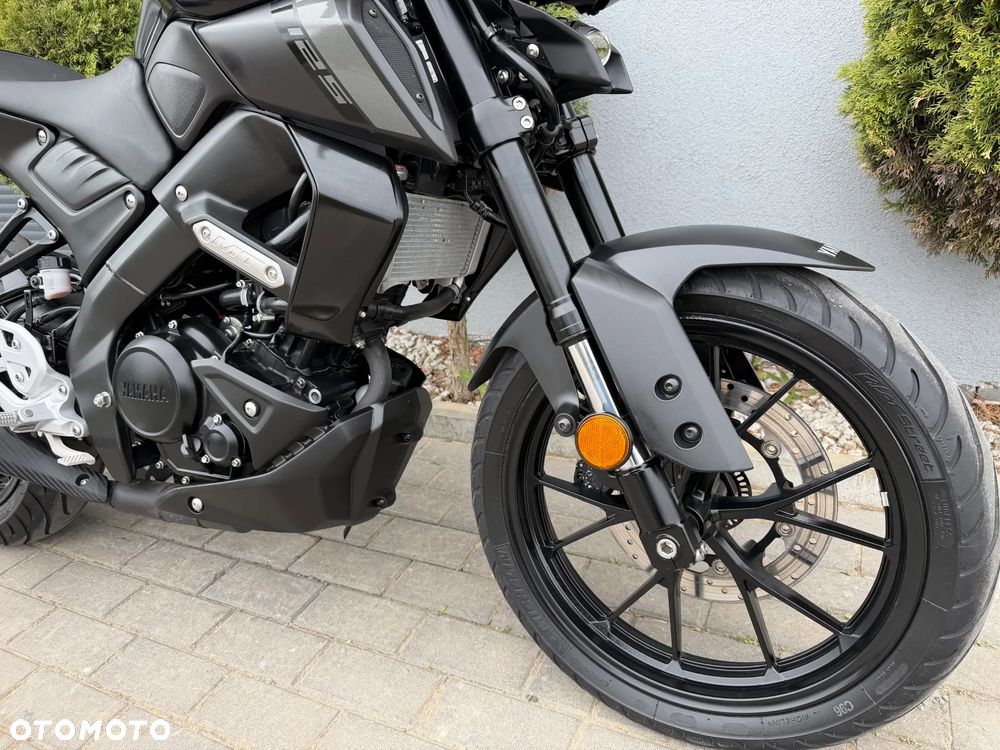 Yamaha MT - 11