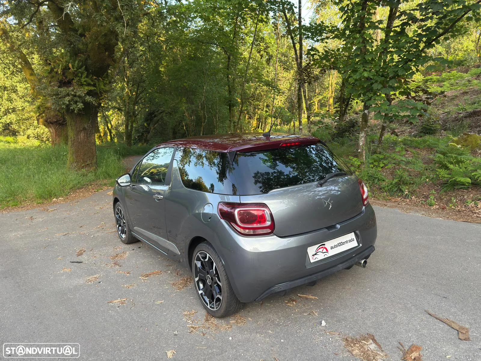 Citroën DS3 1.6 HDi Airdream So Chic - 7