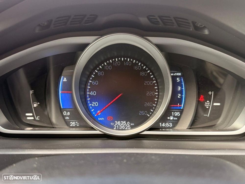 Volvo V40 1.6 D2 R-Design - 15