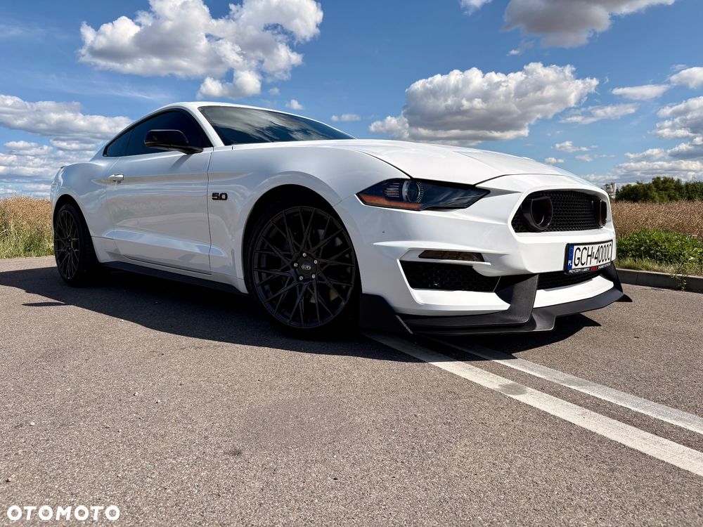 Ford Mustang - 33