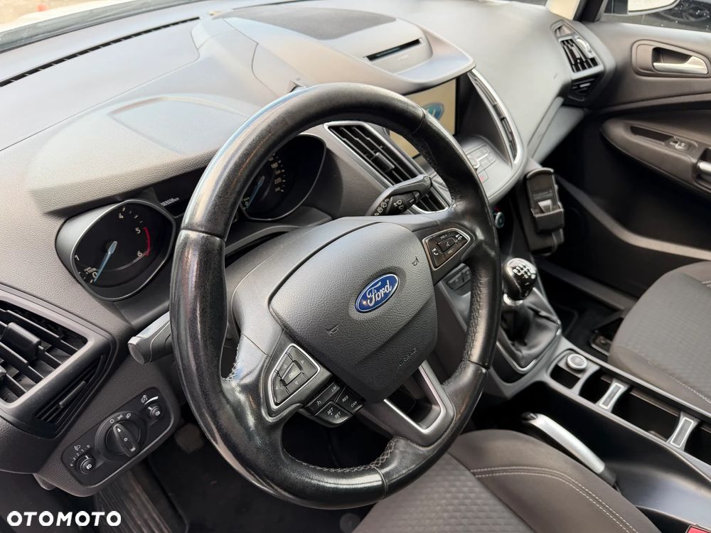 Ford C-MAX - 32
