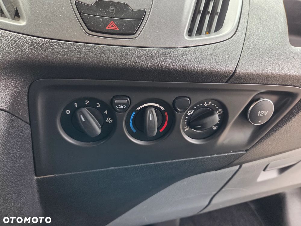 Ford Transit Custom - 19