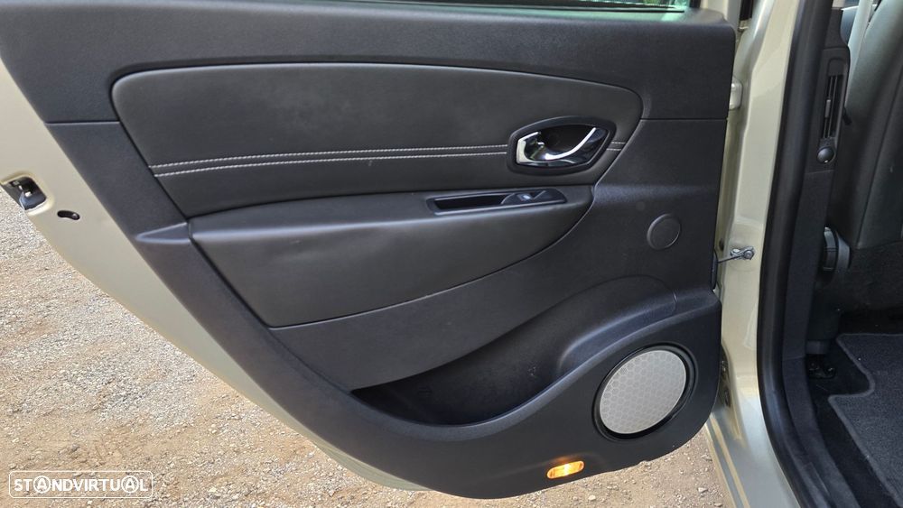 Renault Grand Scénic 1.5 dCi Bose Edition SS - 43