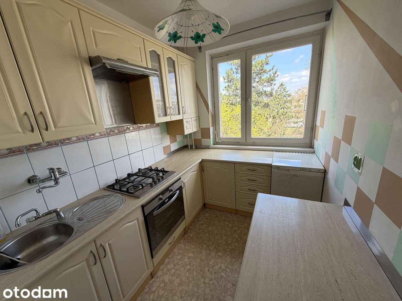 Trzy pokoje 64m2 na sprzedaż w Gryfinie