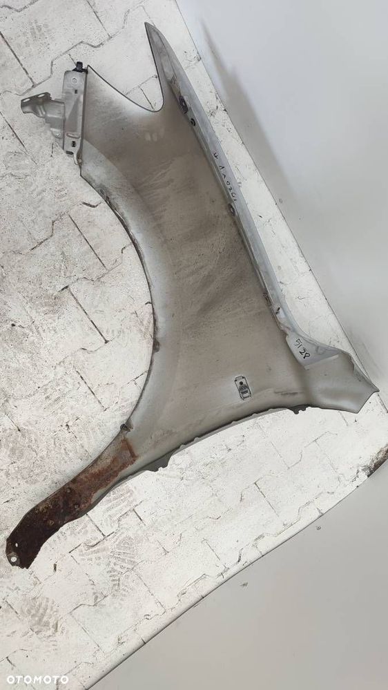 BŁOTNIK PRZÓD PRAWY HYUNDAI SANTA FE II 2006 EU 6M - 5