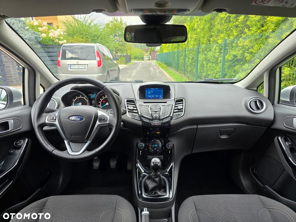 Ford Fiesta 1.0 EcoBoost Titanium - 25