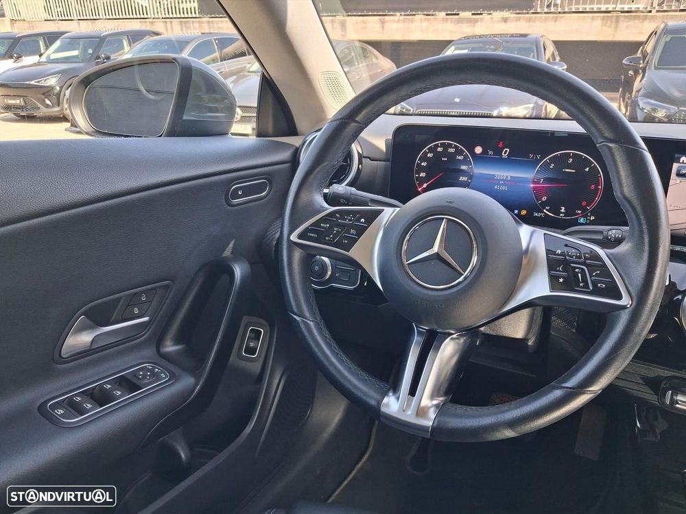 Mercedes-Benz CLA 180 d Style Plus Aut. - 16