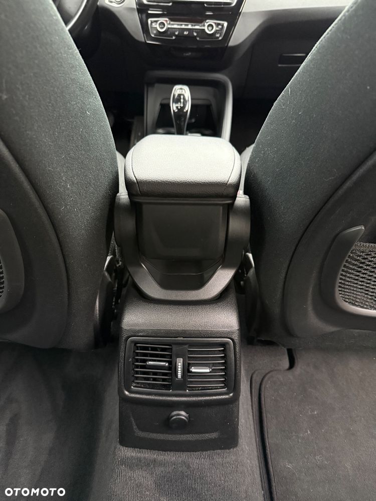 BMW X1 sDrive20i - 15