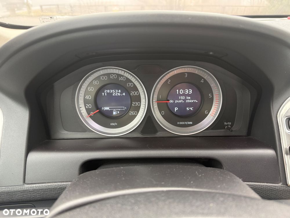 Volvo XC 60 D5 AWD Momentum - 31