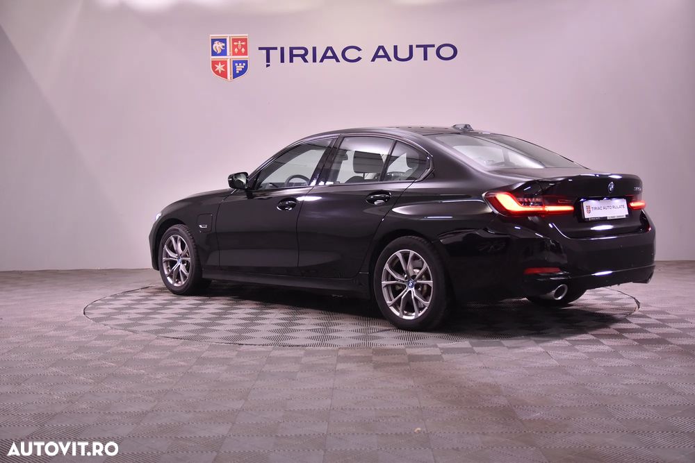 BMW Seria 3 320e AT PHEV - 3
