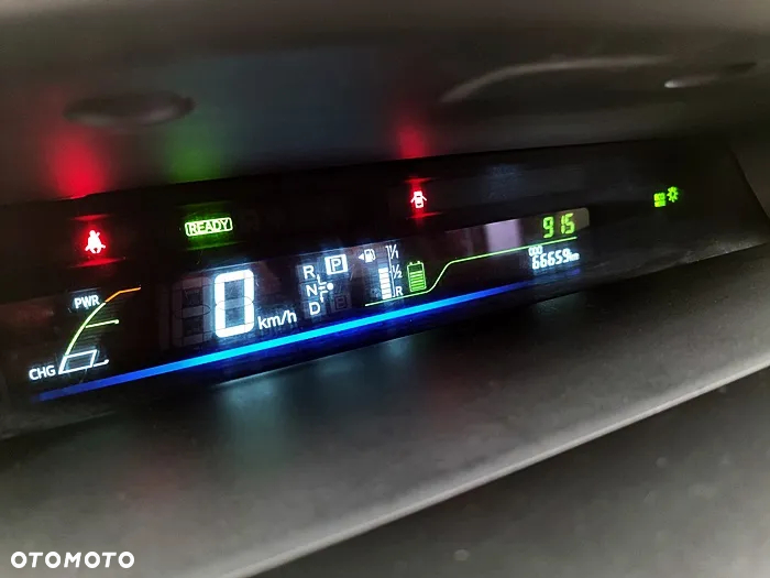 Toyota Prius+ - 25