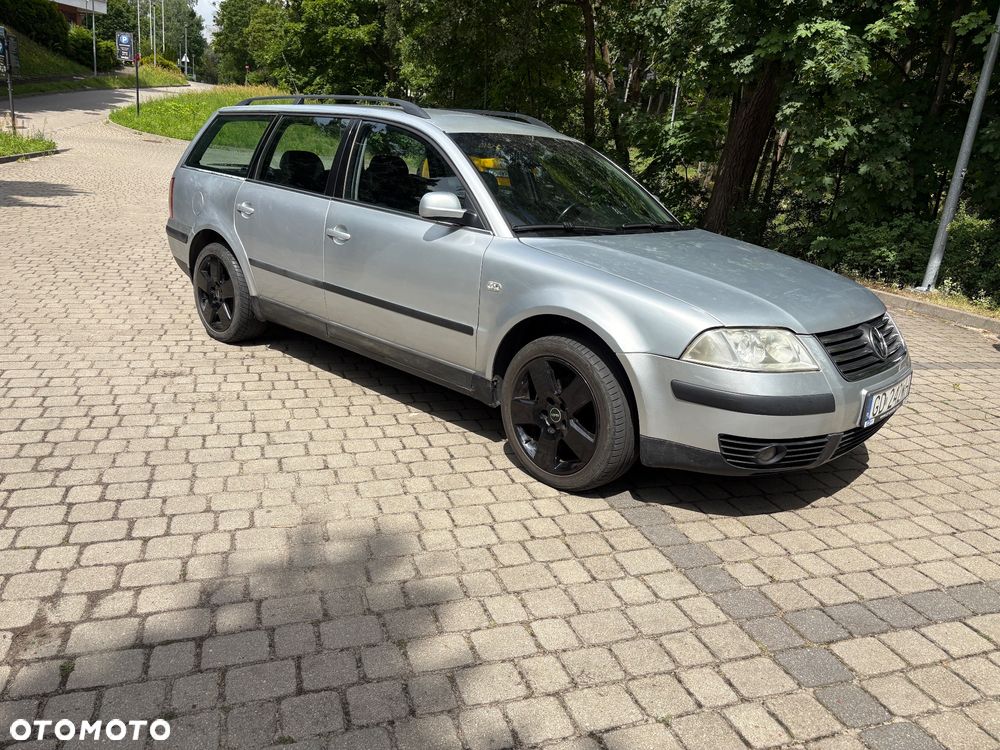 Volkswagen Passat 1.9 TDI Basis - 2
