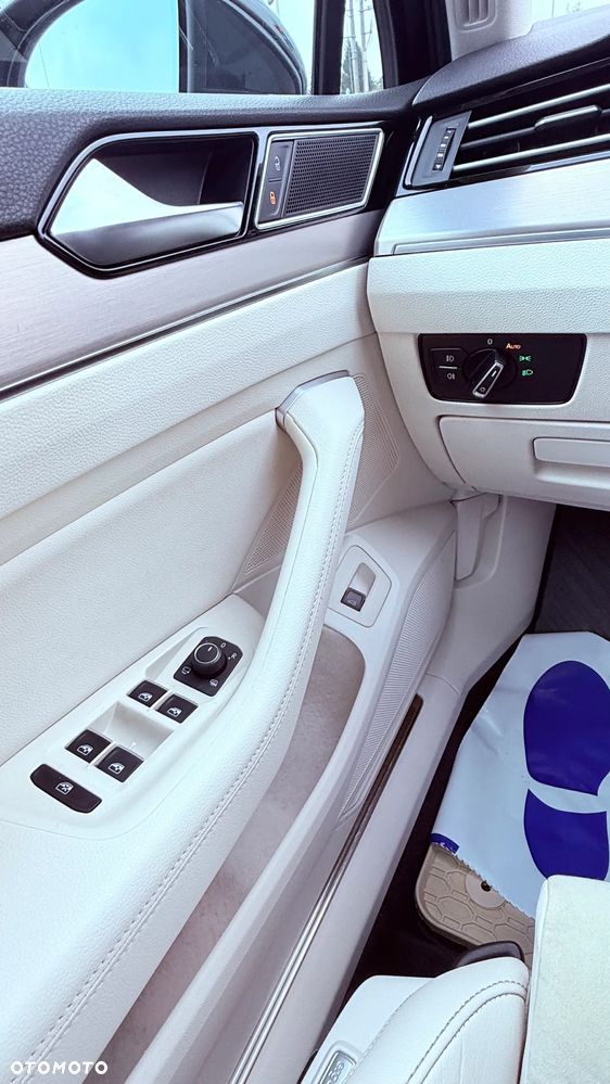 Volkswagen Passat 2.0 TDI BMT Highline DSG - 23