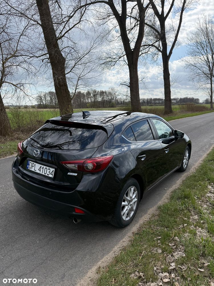 Mazda 3 - 4