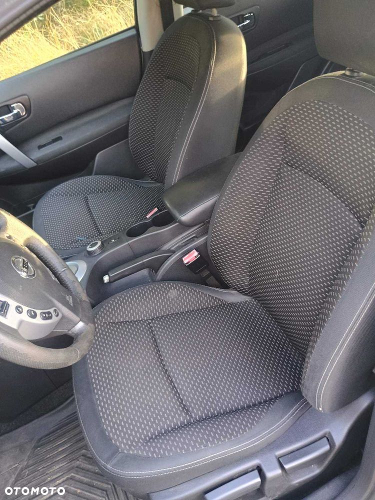 Nissan Qashqai - 4