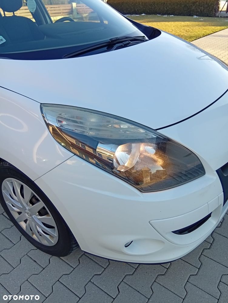 Renault Scenic 1.9 dCi Confort Expression - 30