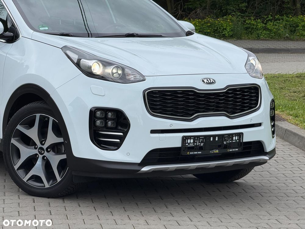 Kia Sportage 2,0 CRDI AWD GT Line - 4