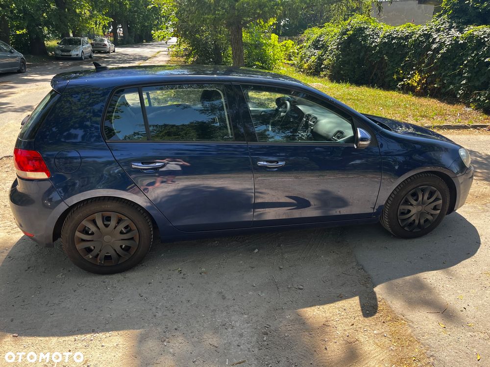 Volkswagen Golf 1.6 TDI DPF Trendline - 15