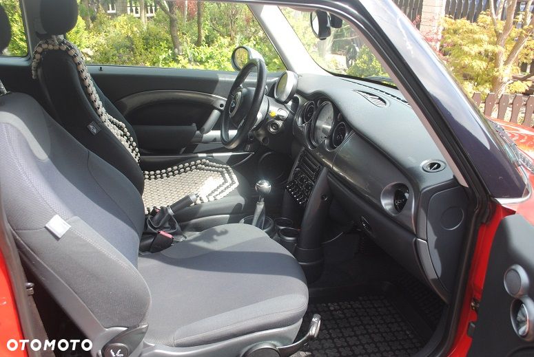 MINI Cooper Standard - 11