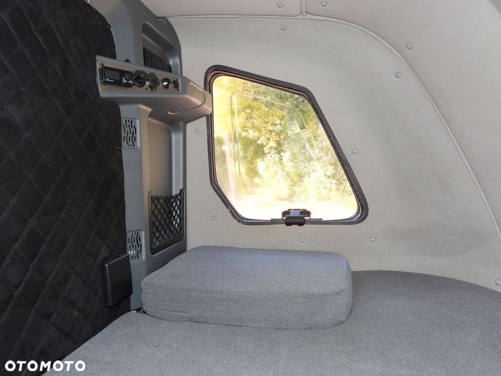 Renault MASTER PLANDEKA 10 PALET WEBASTO TEMPOMAT LEDY PNEUMATYKA KLIMATYZACJA  165KM - 39