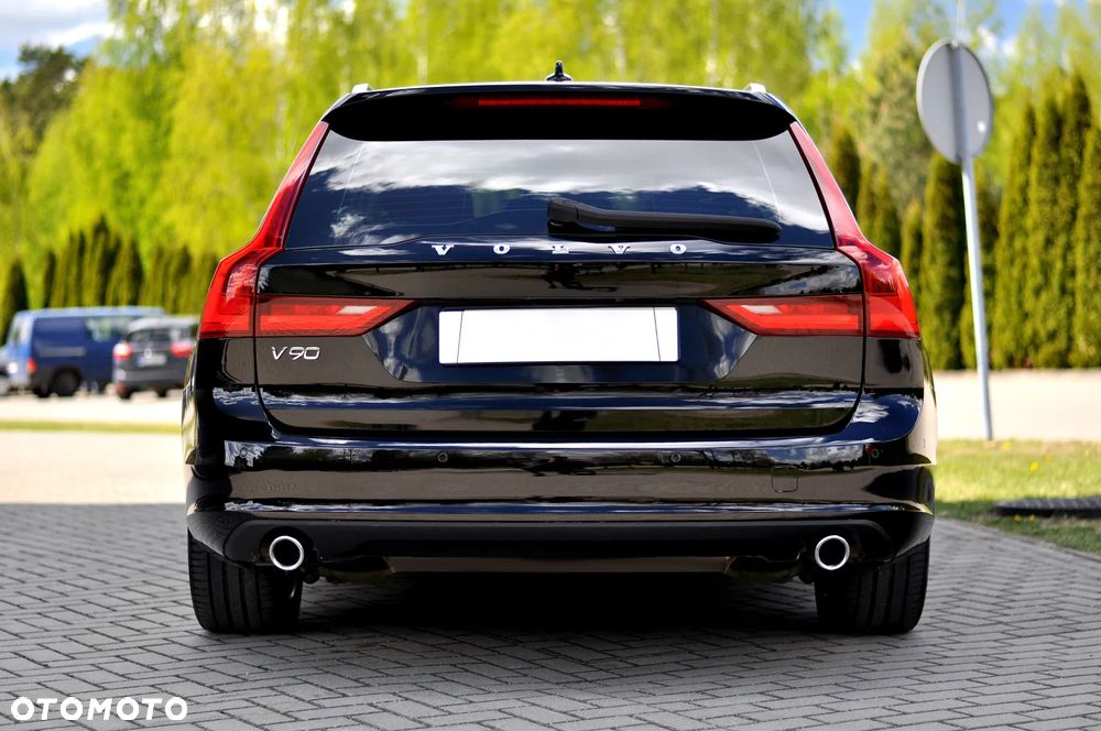 Volvo V90 D4 Momentum Pro - 16