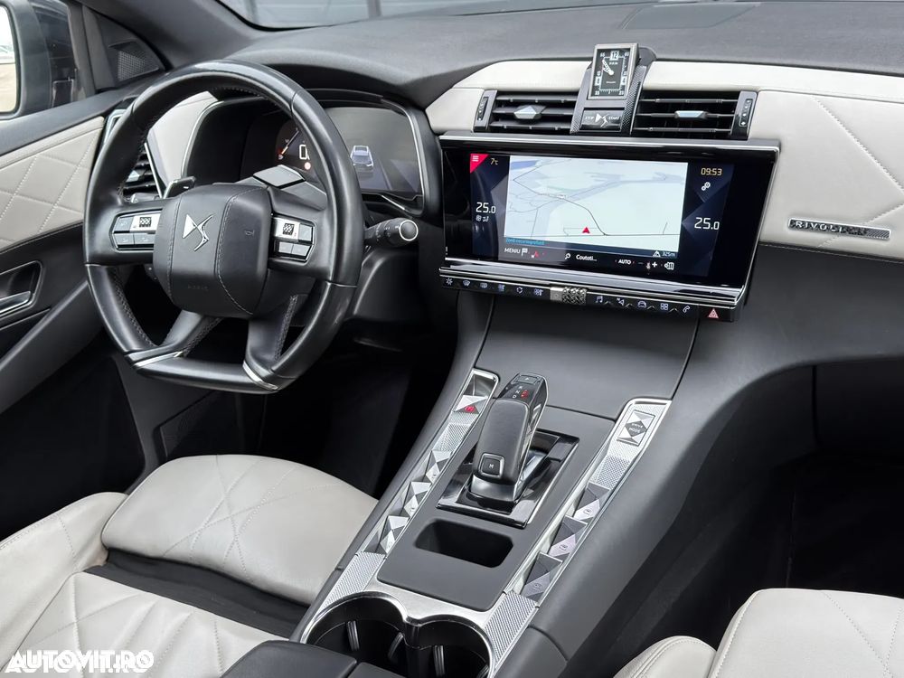 DS Automobiles DS 7 Crossback - 26