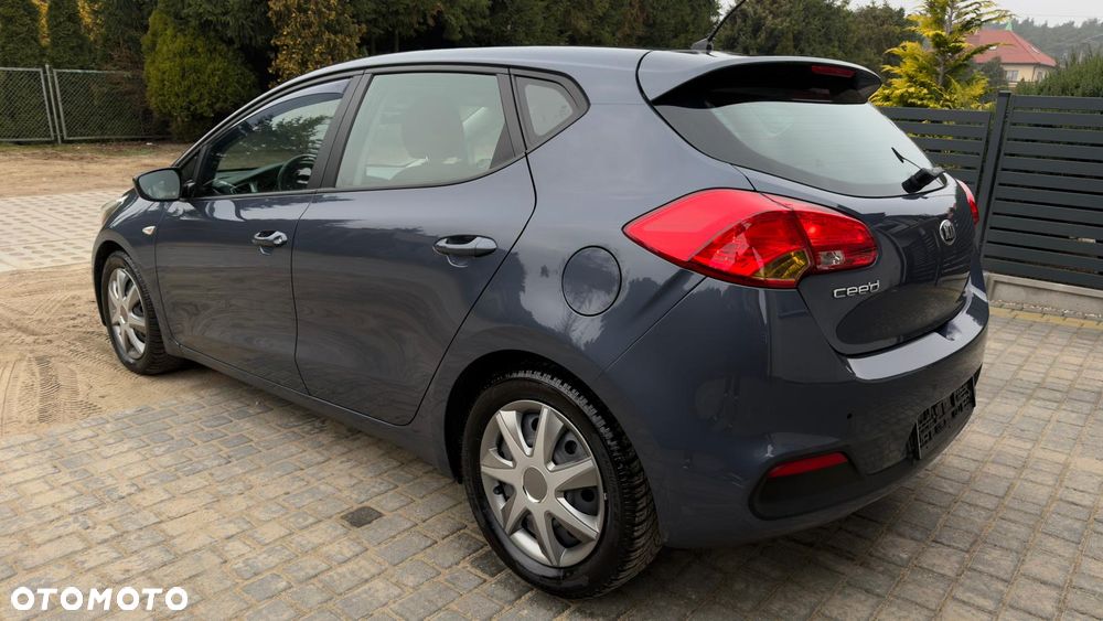Kia Ceed 1.4 CVVT Dream-Team Edition - 7