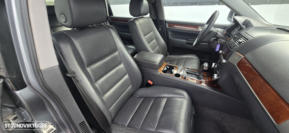 VW Touareg 2.5 TDi Tiptronic - 8
