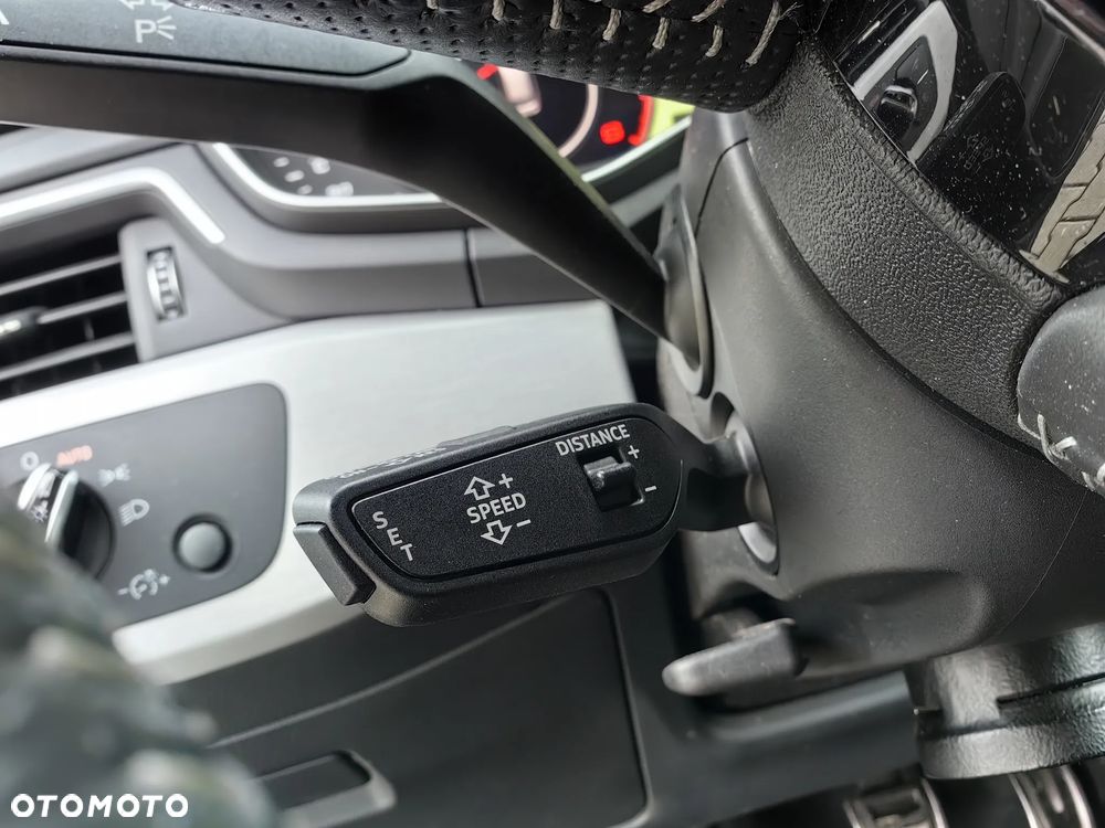 Audi A4 Avant 2.0 TDI DPF clean diesel quattro S line Sportpaket - 18
