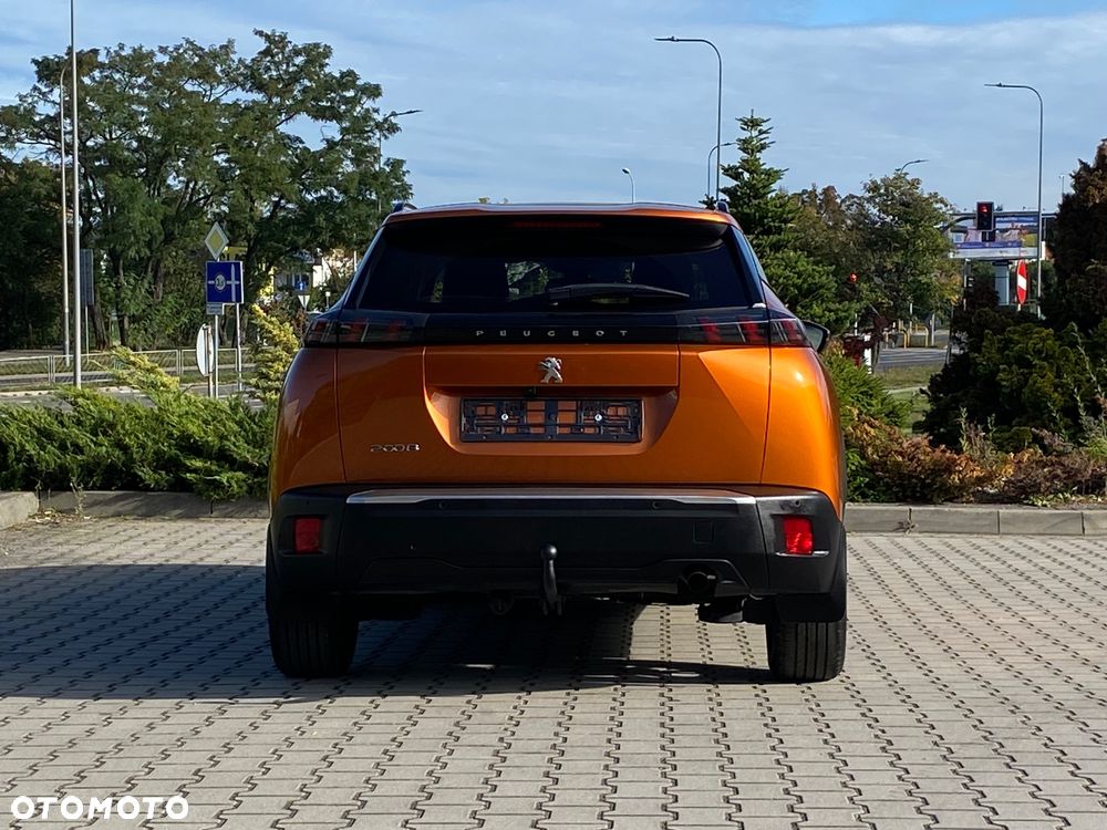 Peugeot 2008 1.5 BlueHDi Allure S&S - 20