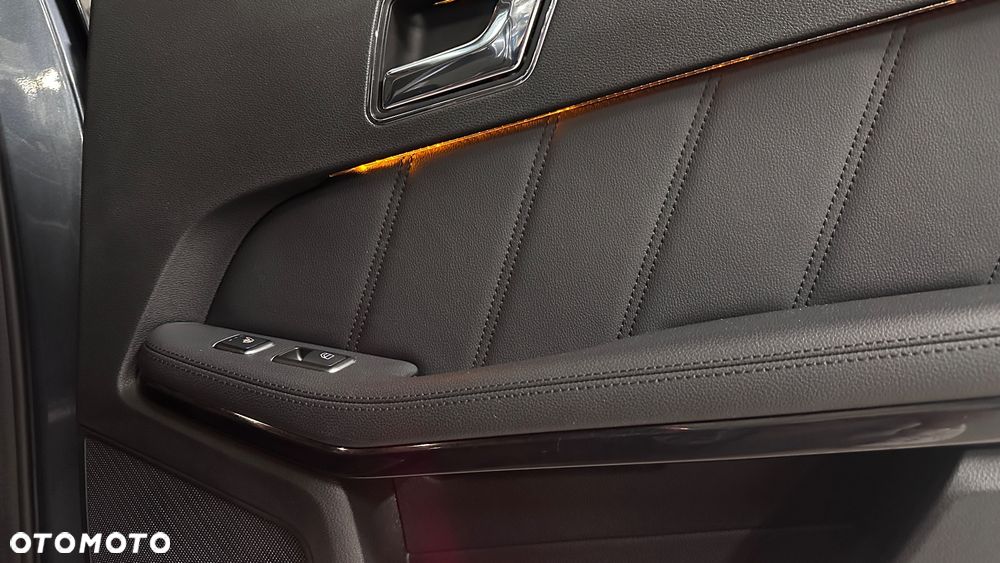 Mercedes-Benz Klasa E 350 CDI DPF 4Matic BlueEFFICIENCY 7G-TRONIC Avantgarde - 11