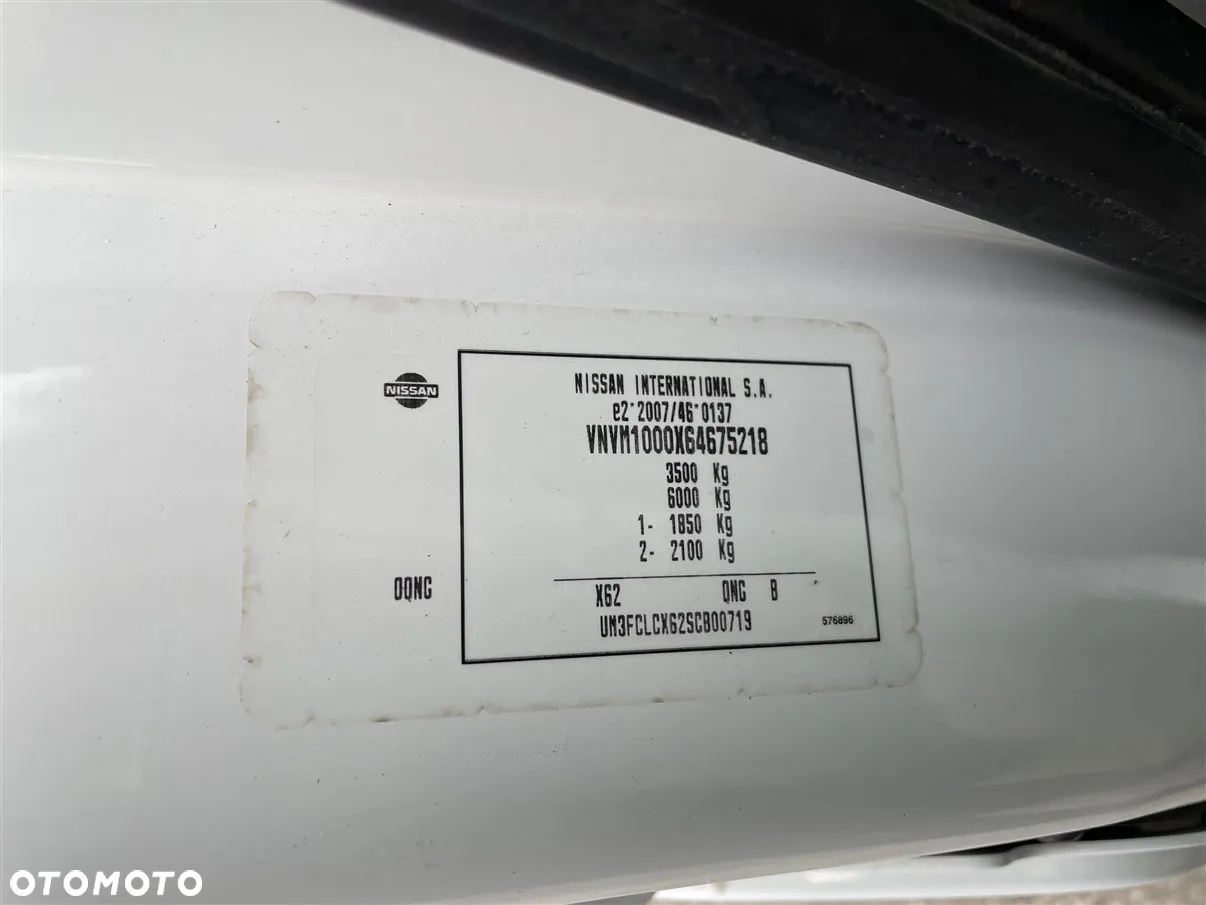 Nissan NV400 - 19