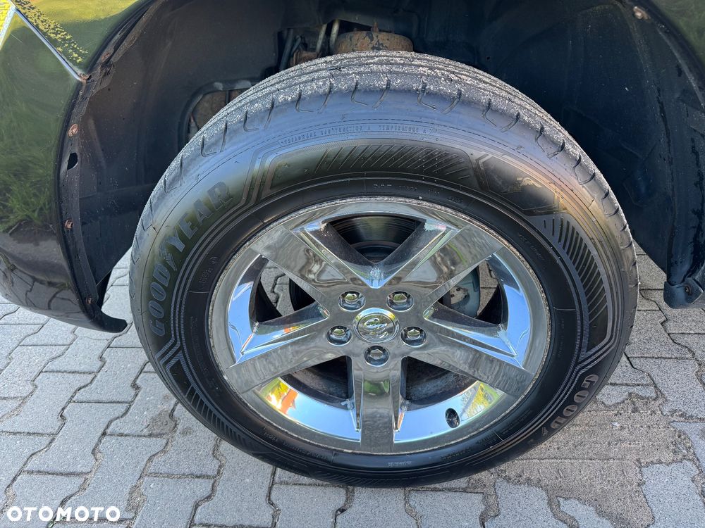 Dodge RAM 5.7 4x4 - 24