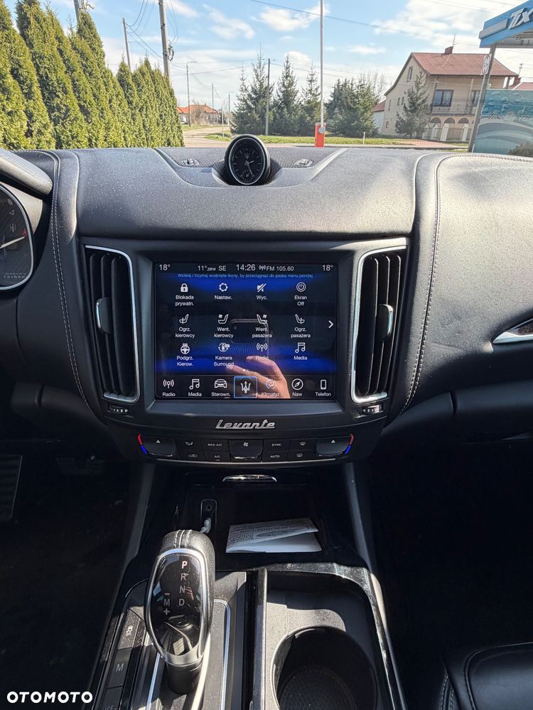 Maserati Levante Modena - 19