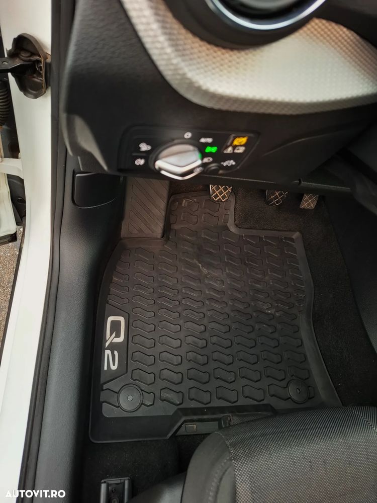 Audi Q2 - 18