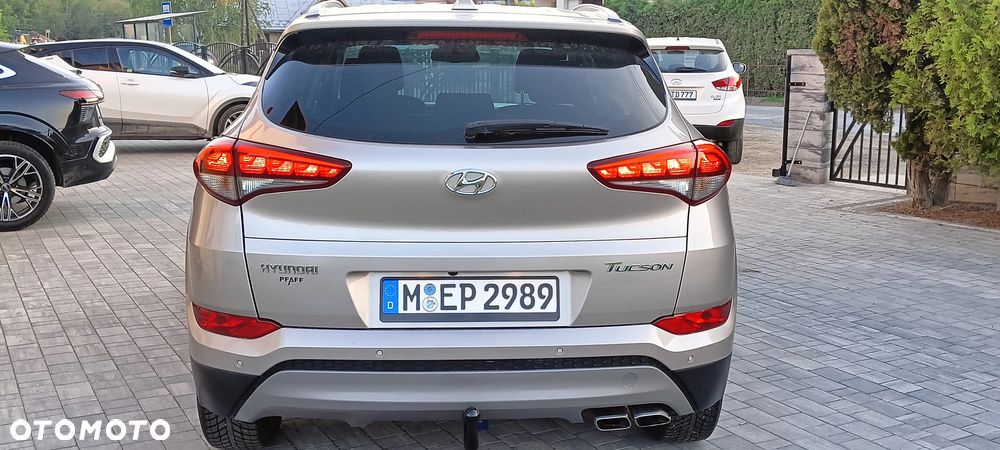 Hyundai Tucson 2.0 CRDi 2WD Trend - 23