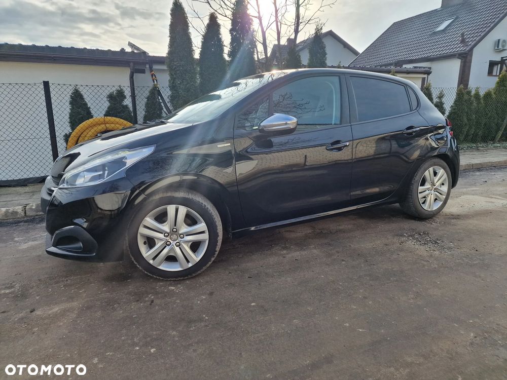 Peugeot 208 1.2 PureTech Style - 38
