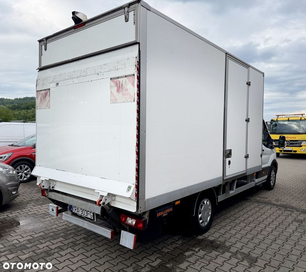 Ford Transit Trend - 5