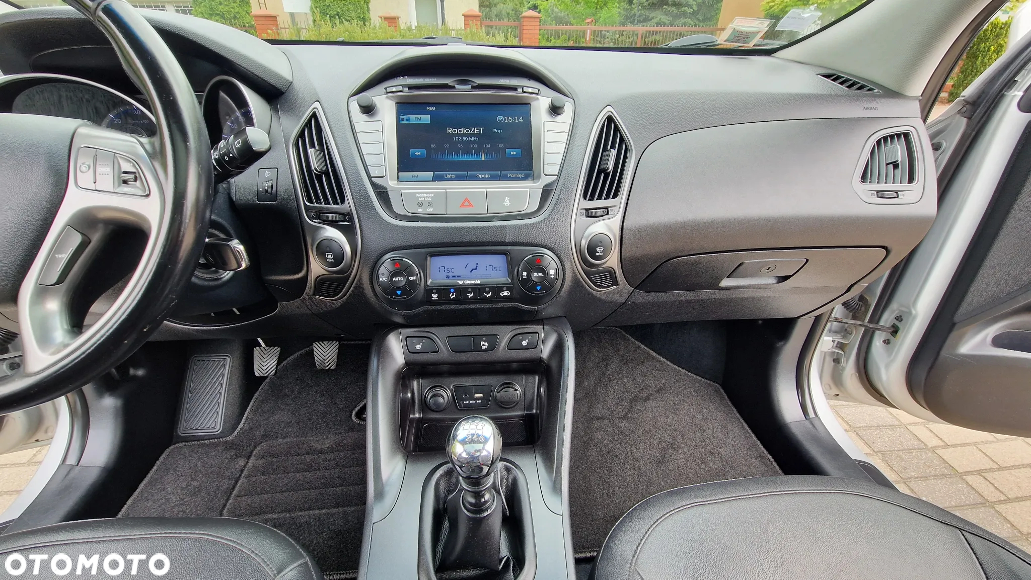 Hyundai ix35 1.7 CRDi Premium 2WD - 16