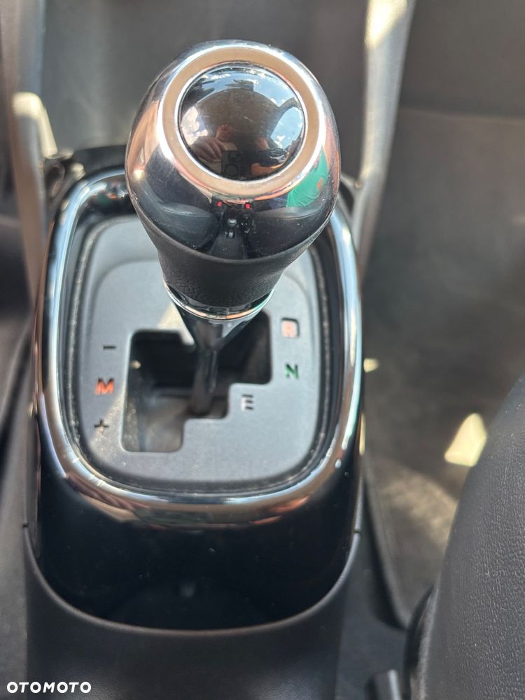 Toyota Aygo x.shift x-play connect - 10