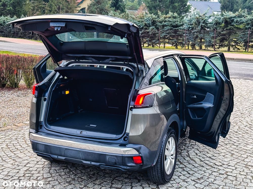 Peugeot 3008 PureTech 130 Stop & Start GPF Allure - 22