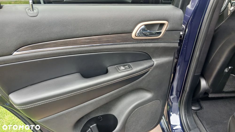 Jeep Grand Cherokee 3.0 CRD Overland EU6 - 23