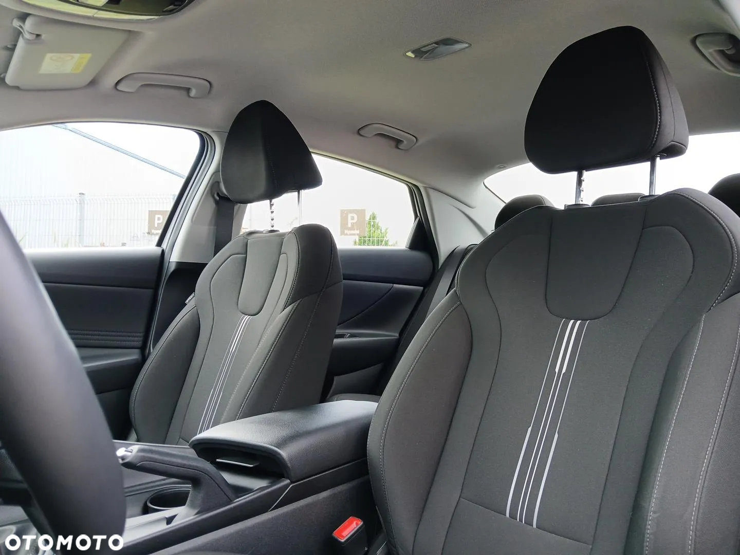 Hyundai Elantra 1.6 Smart - 12