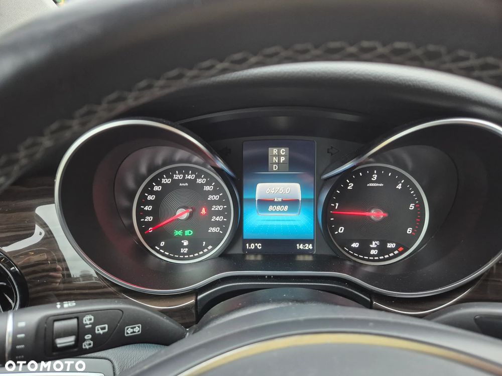 Mercedes-Benz Klasa V 300 d 9G-Tronic Exclusive (d³ugi) - 15