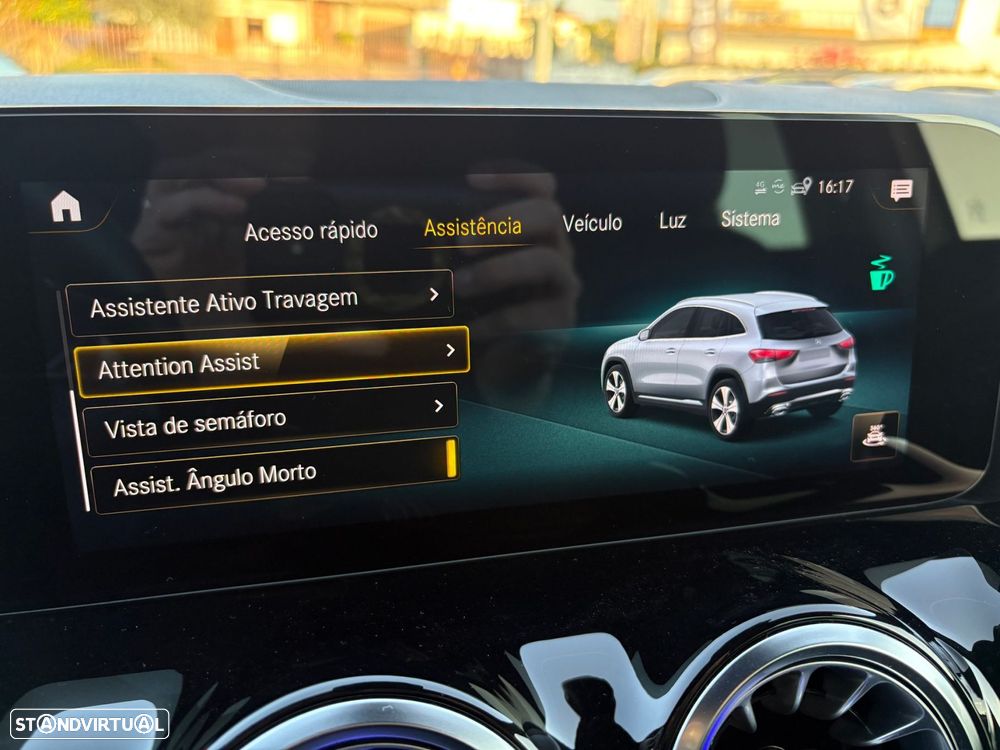 Mercedes-Benz GLA 250 e Progressive - 31