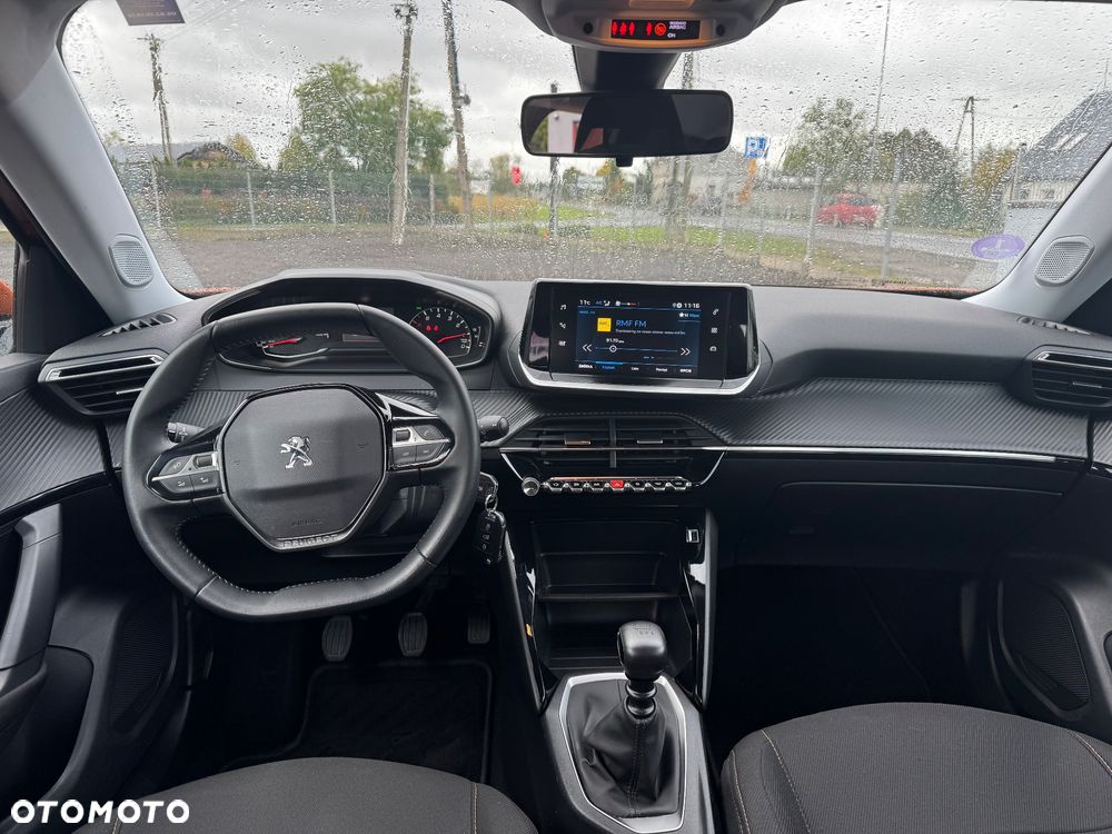 Peugeot 2008 - 11