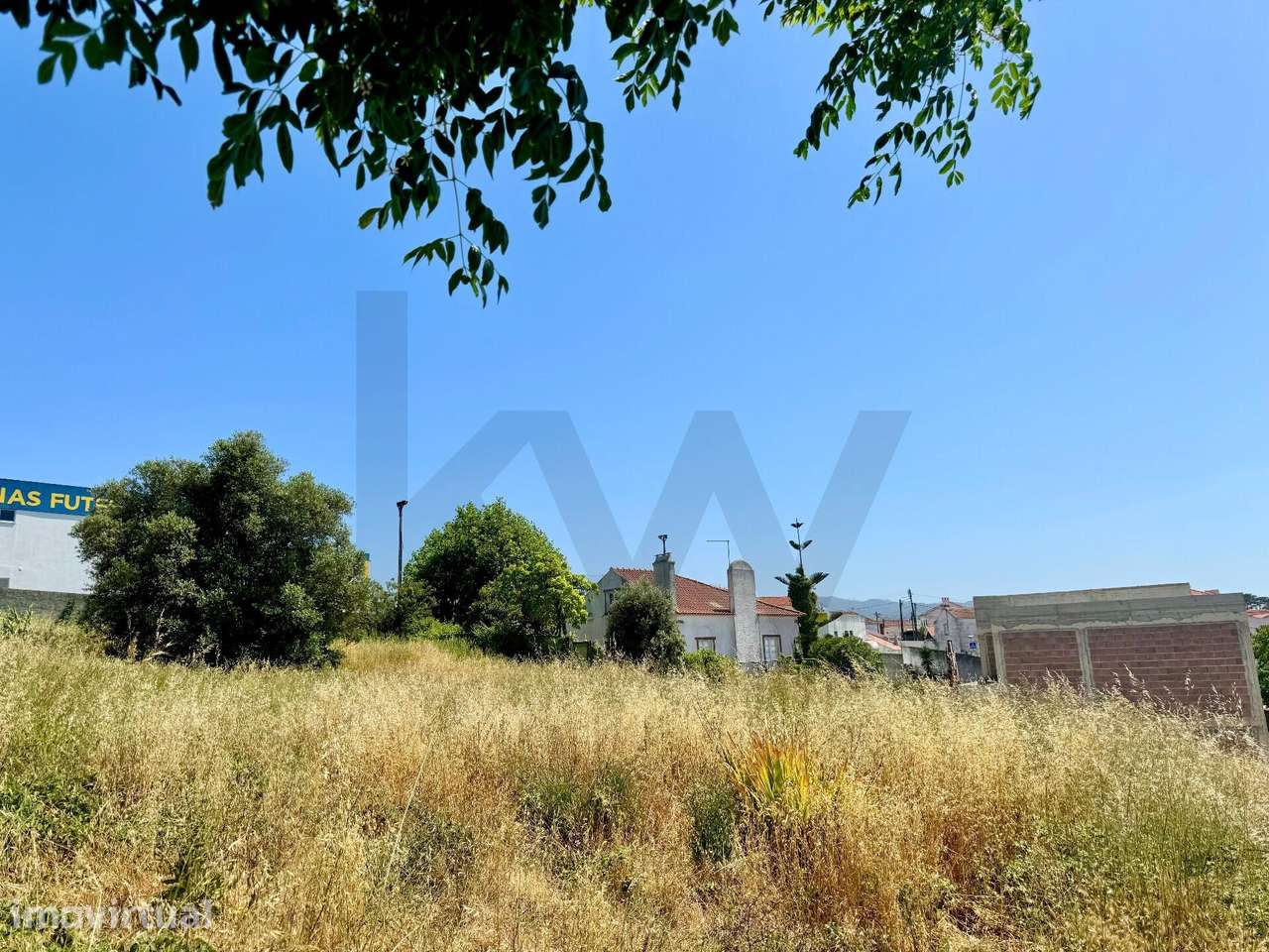 Para venda | Lote de terreno urbano com 409m2 | em Janas, Sintra - Grande imagem: 3/16