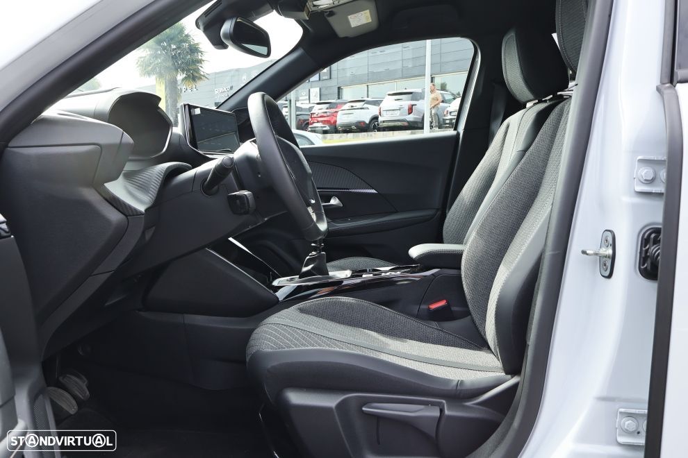 Peugeot 2008 1.2 Allure - 15