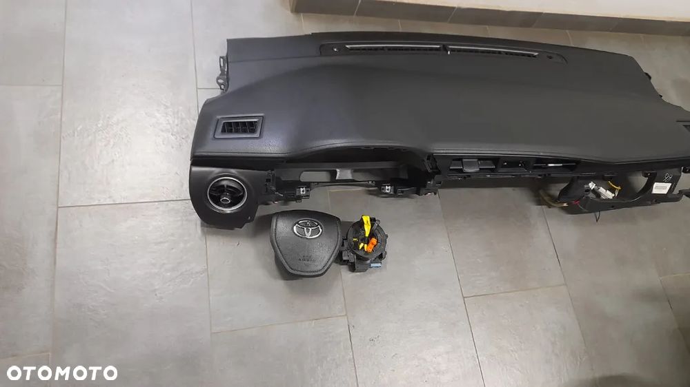 Toyota corolla e 16/e18 deska kokpit air bag orginal - 5